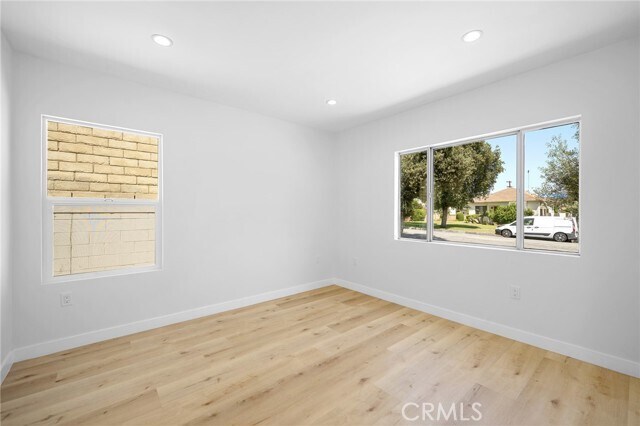 Building Photo - 1025 Linden Ave
