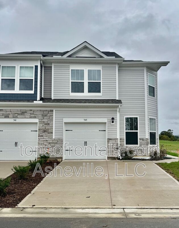 Building Photo - 545 Wheatfield Rd