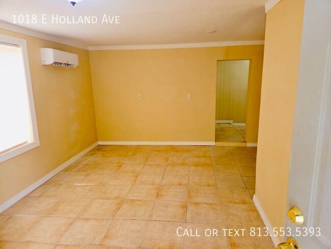 Building Photo - 1018 E Holland Ave