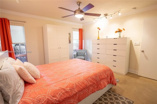 Building Photo - 1700 SE 15th St