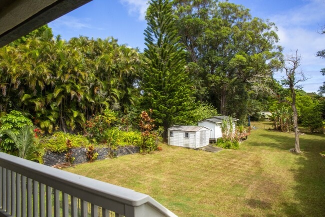 Building Photo - 592 Kaupakalua Rd