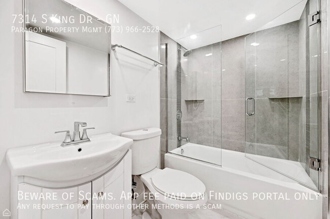 Building Photo - 7314 S King Dr