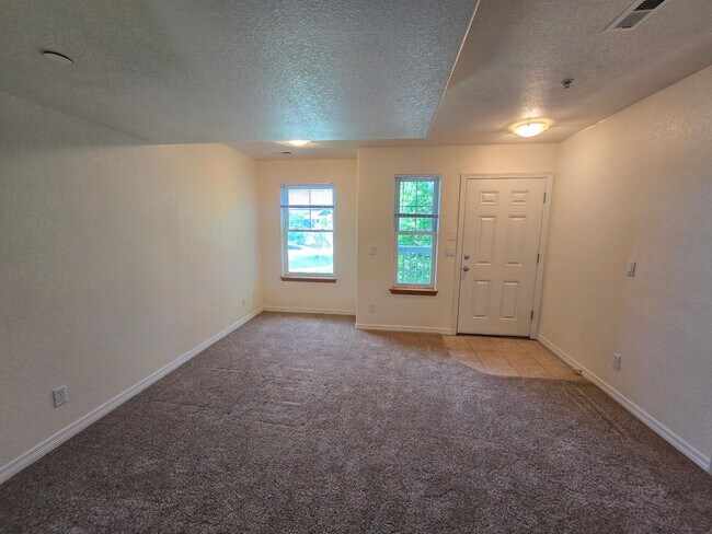 Building Photo - 1001 Laramie Blvd
