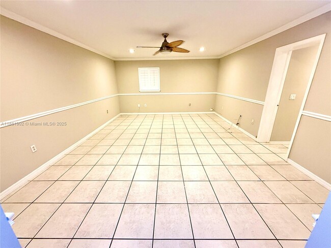 Building Photo - 17501 SW 92nd Ct