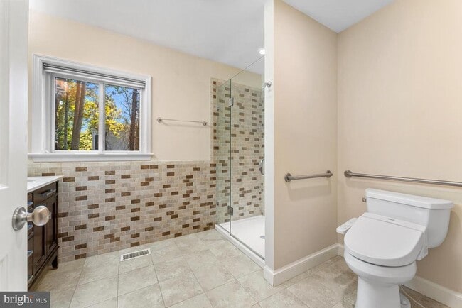 Building Photo - 8511 Beech Tree Rd