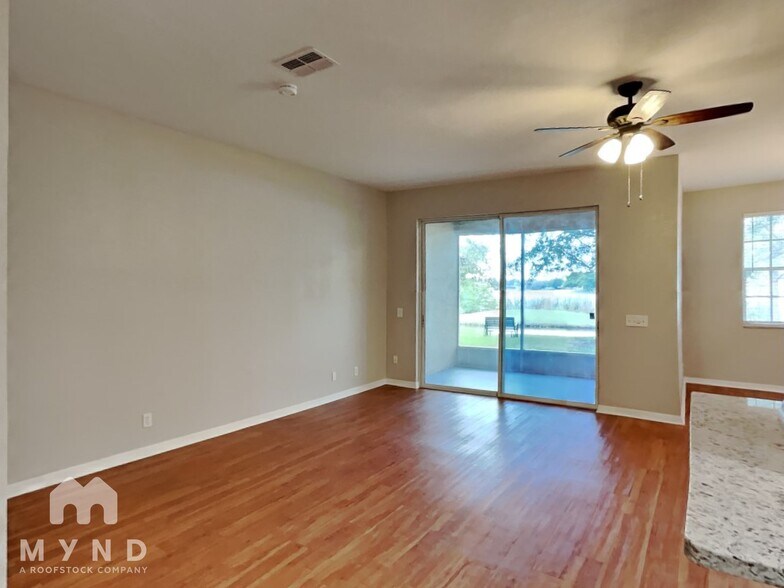 Building Photo - 12042 Lake Allen Dr