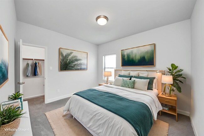 Building Photo - 11430 Bush Clover Dr