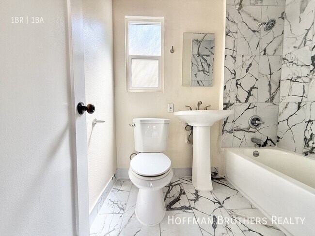 Building Photo - 4567 N Eagle Rock Blvd