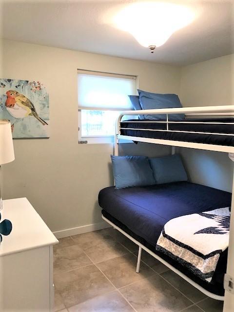 Building Photo - 244 Hilltop Dr