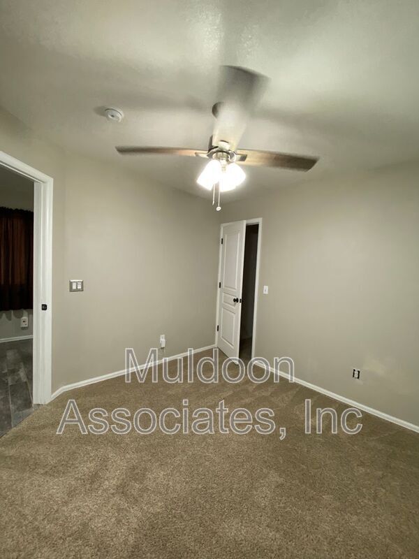 Building Photo - 4184 Coolwater Dr