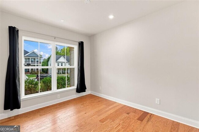 Building Photo - 406 Riverclub Rd