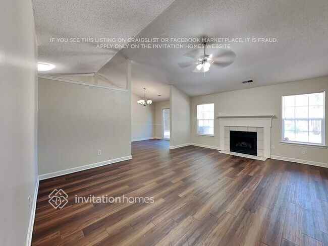 Building Photo - 2108 Genesis Dr