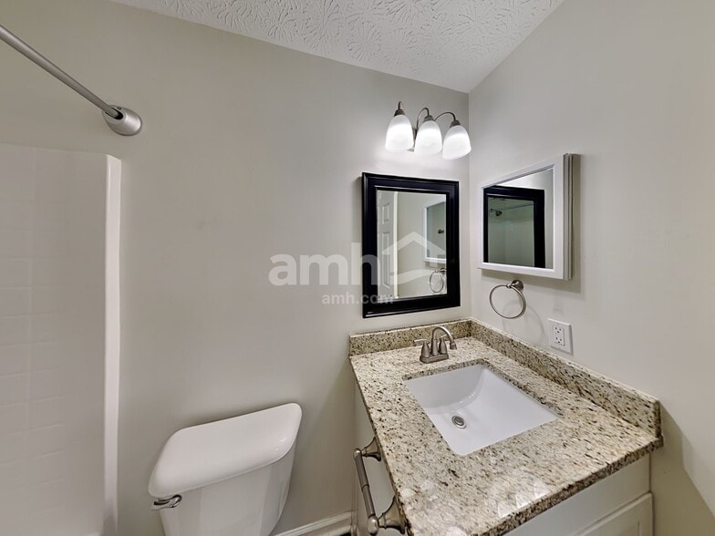 Building Photo - 8803 Greylag Loop