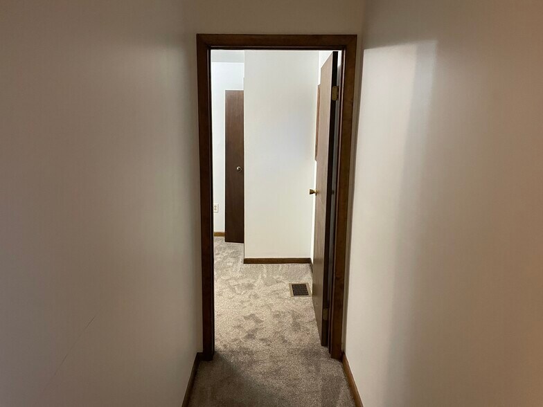 Building Photo - 315 East Brady Rd