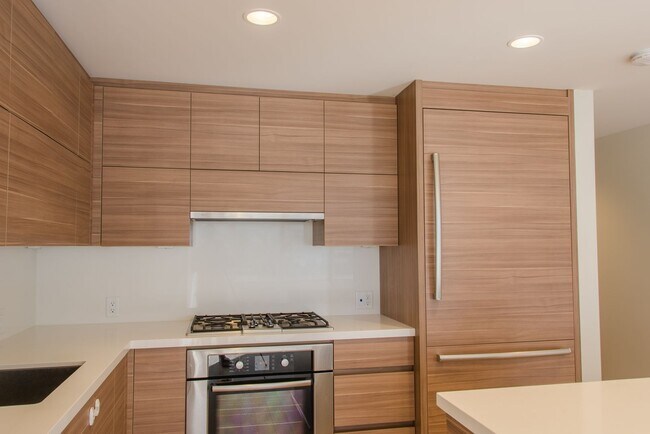 Building Photo - 2bd/2ba Seattle Condo