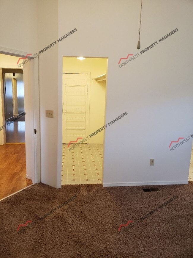 Building Photo - STATUS: AVAILABLE | R122 | $1895