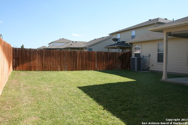 Building Photo - 136 Rattlesnake Way