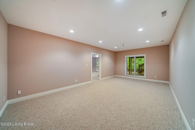 Building Photo - 12307 Ridgeview Dr