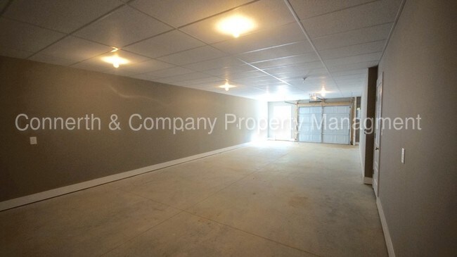 Building Photo - 108 Marion St