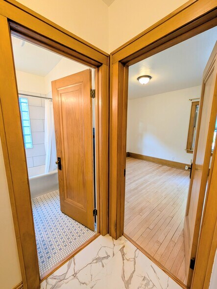 Building Photo - 2344 N 68th St