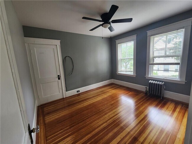 Building Photo - 58 2nd St