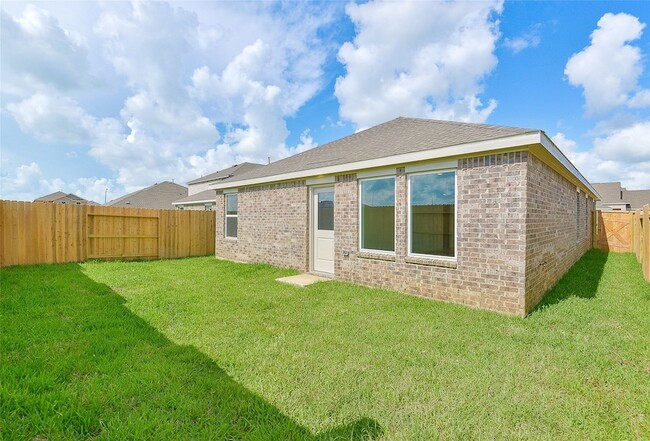Building Photo - 16818 Great Highlands Dr
