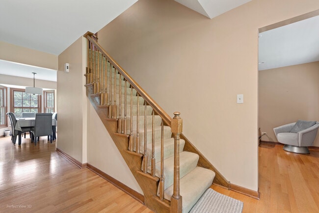 Building Photo - 560 Rapidan Ct