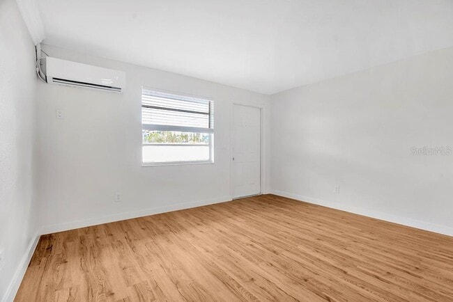 Building Photo - 6701 S West Shore Blvd
