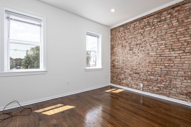 Building Photo - 3139 W Norris St