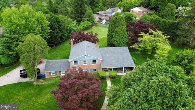 Building Photo - 1395 Varnum Dr