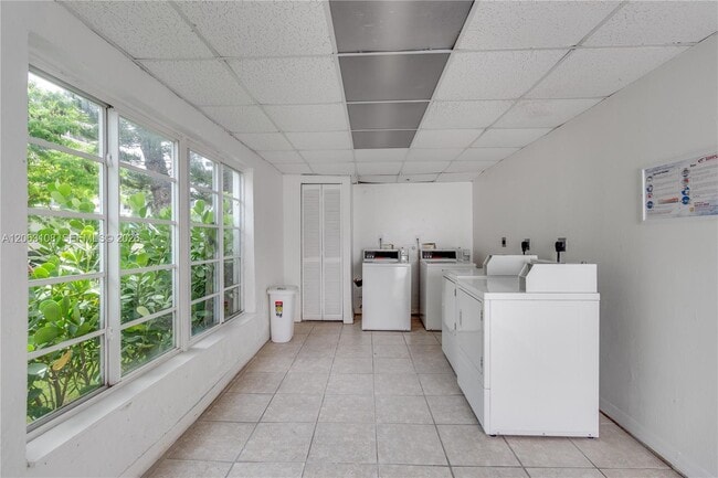 Building Photo - 1241 14th St