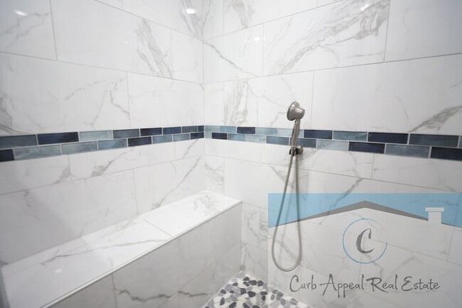 Building Photo - Westside Schools - 3 bed/ 2 bath 2,300 sq.ft.., den/family room, deck in the country on a paved r...