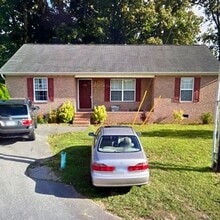 Building Photo - 436 Blake Cir