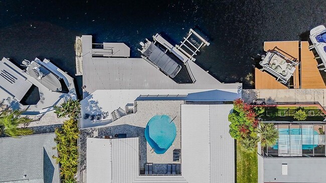 Building Photo - 5021 Porpoise Pl