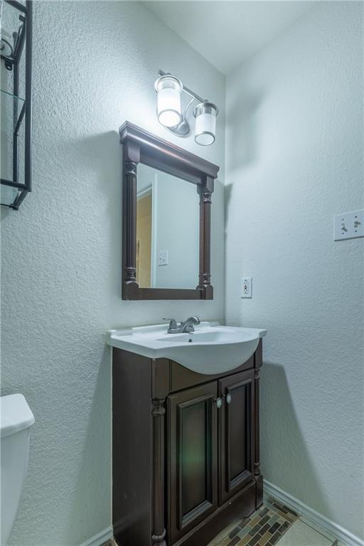 Building Photo - 17302 Dashwood Creek Dr