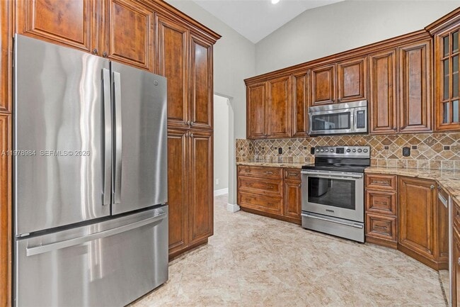 Building Photo - 5621 Carriage Ln