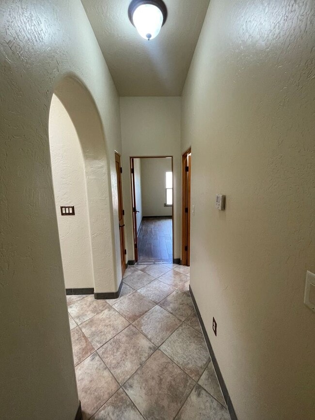 Building Photo - Great Home in Picacho Hills - Fairway Vill...