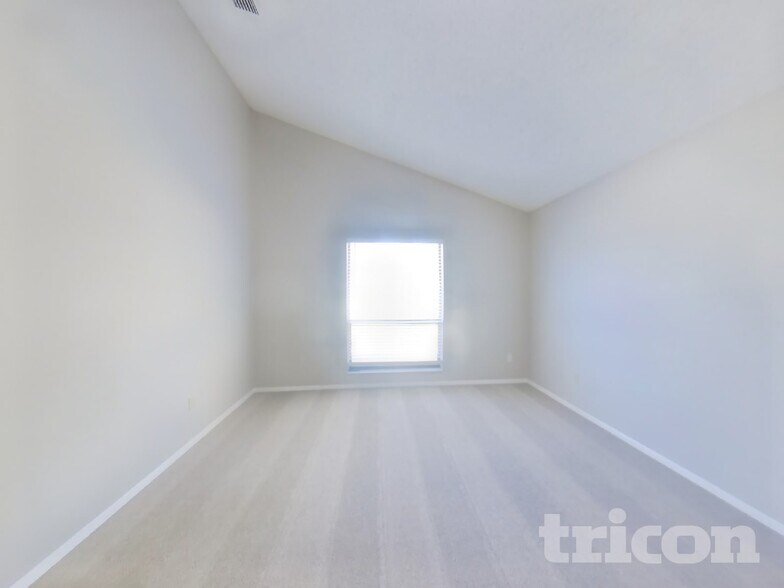 Building Photo - 4739 Harpers Ferry Ln