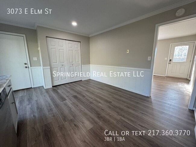 Building Photo - 3073 E Elm St