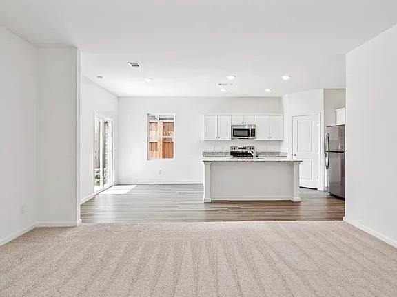 Building Photo - 152 Mullen Wy