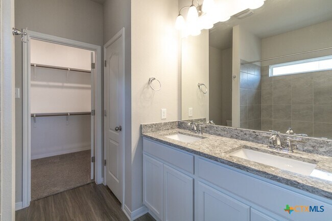 Building Photo - 5410 Friars Lp