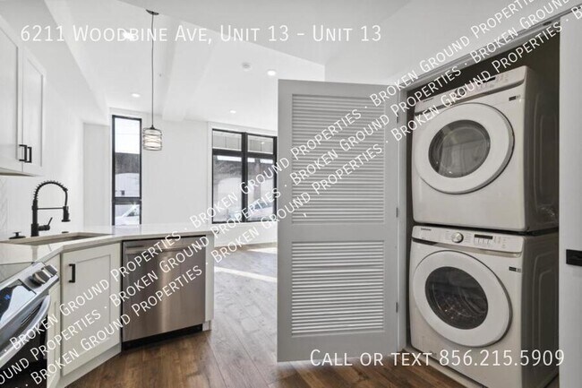 Building Photo - 6211 Woodbine Ave
