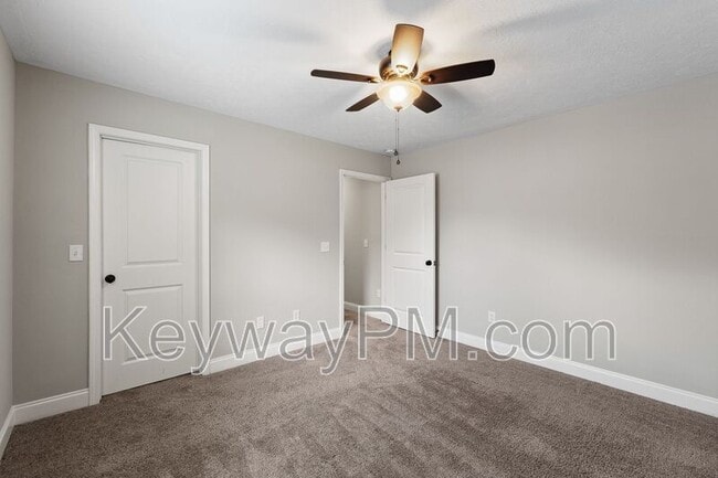 Building Photo - 2097 Limerick Ct