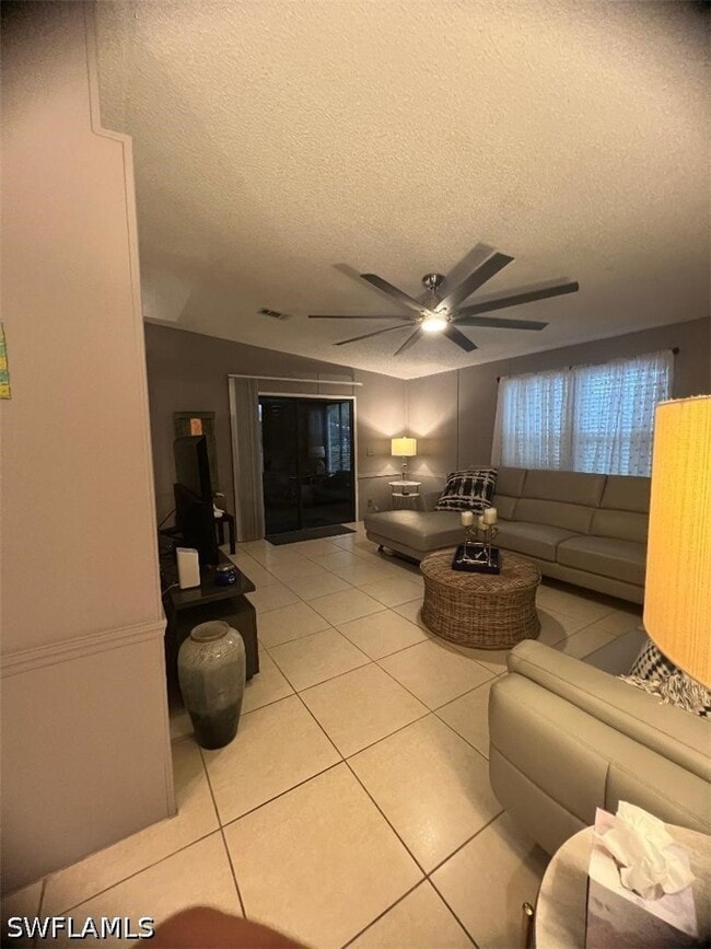 Building Photo - 1515 Gulf Coast Dr
