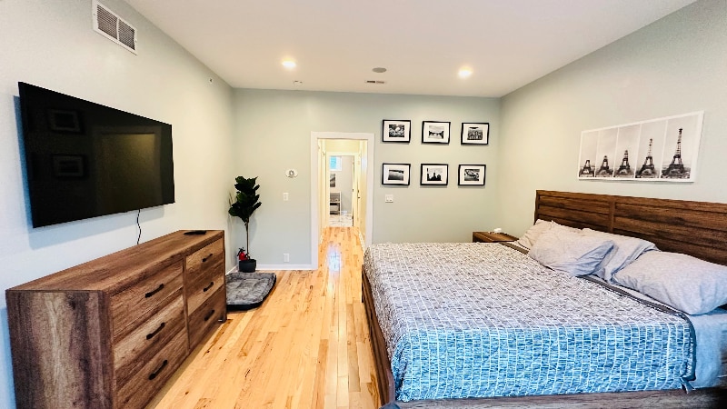 Building Photo - 1311 S Bouvier St