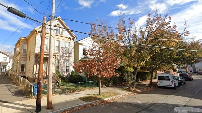 Primary Photo - 17 Pearl St