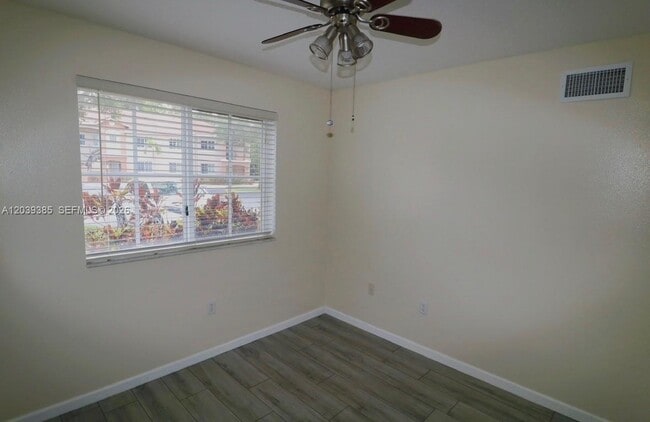 Building Photo - 3486 Briar Bay Blvd