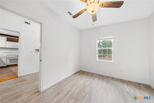 Building Photo - 301 Tatum Rd