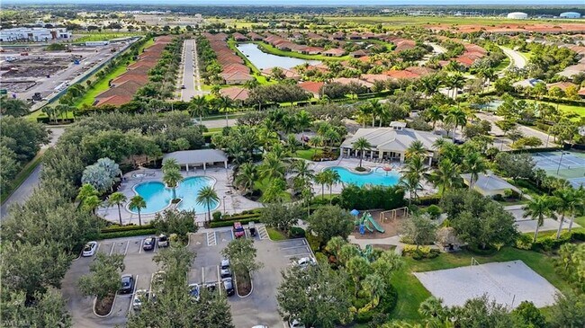 Building Photo - 2870 Blossom Wy