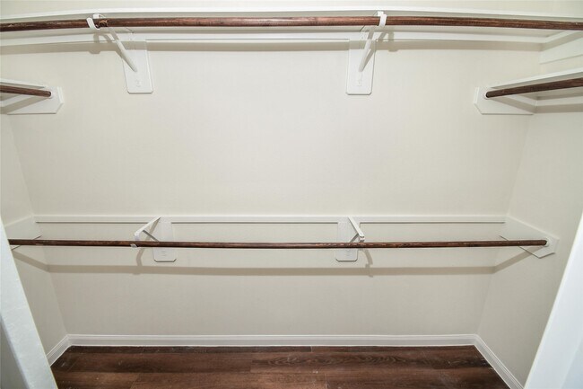 Building Photo - 21250 Rezanof Rd